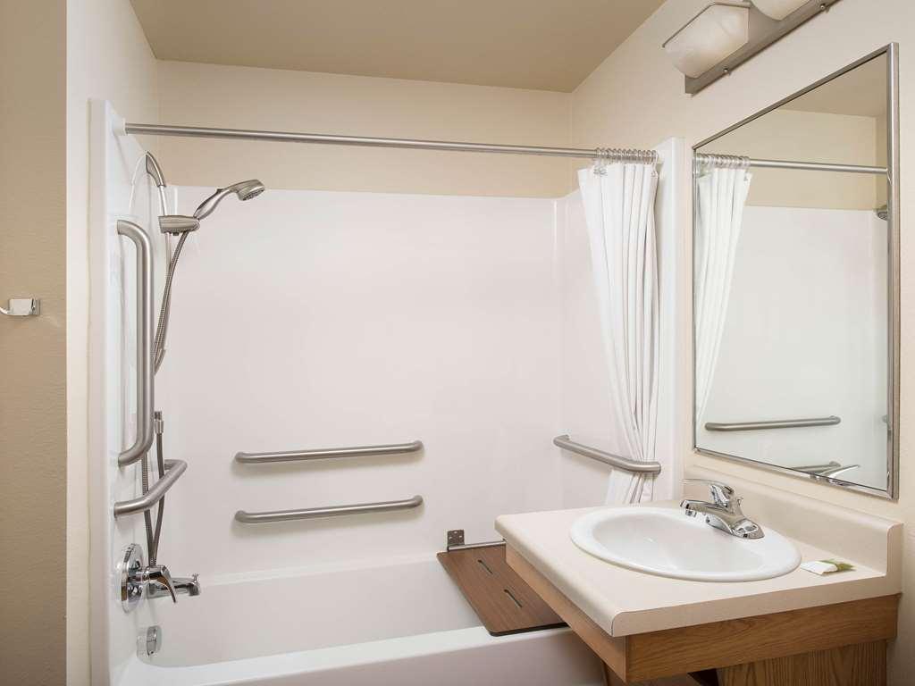 Extended Stay America Select Suites - Akron - South Portage Lakes Exterior foto