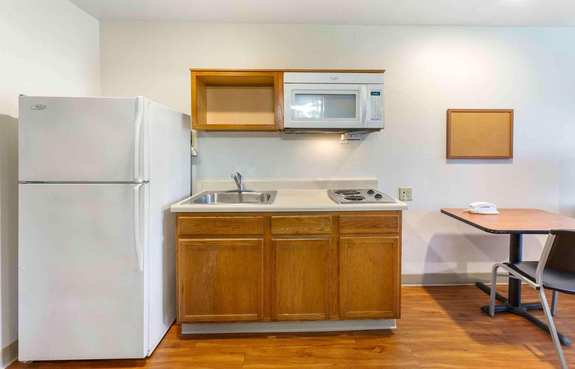 Extended Stay America Select Suites - Akron - South Portage Lakes Exterior foto