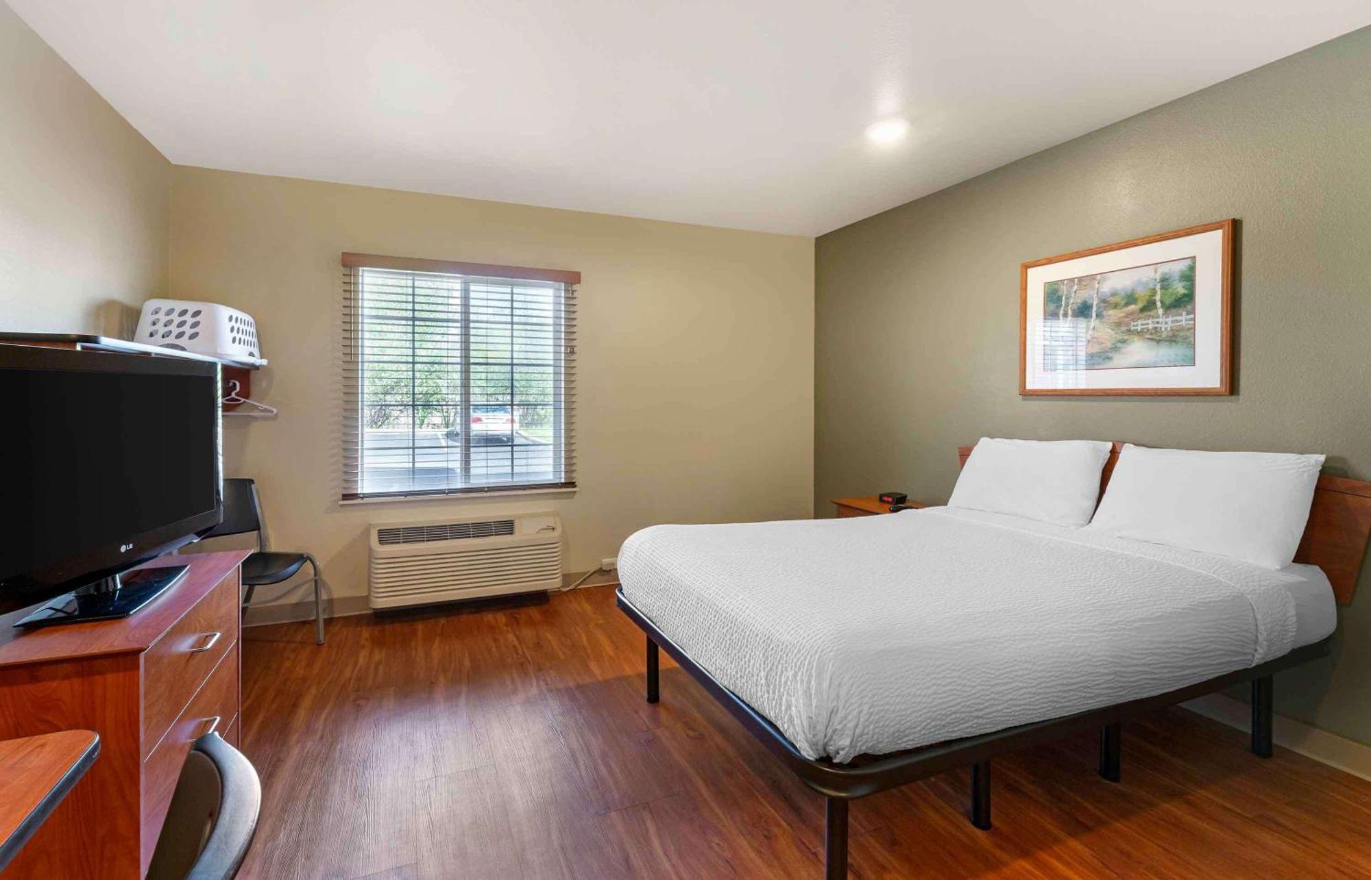 Extended Stay America Select Suites - Akron - South Portage Lakes Exterior foto