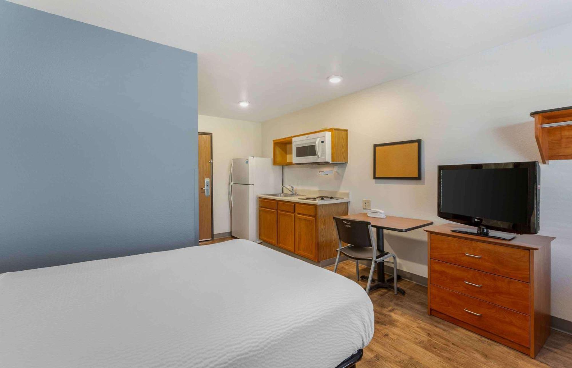 Extended Stay America Select Suites - Akron - South Portage Lakes Exterior foto