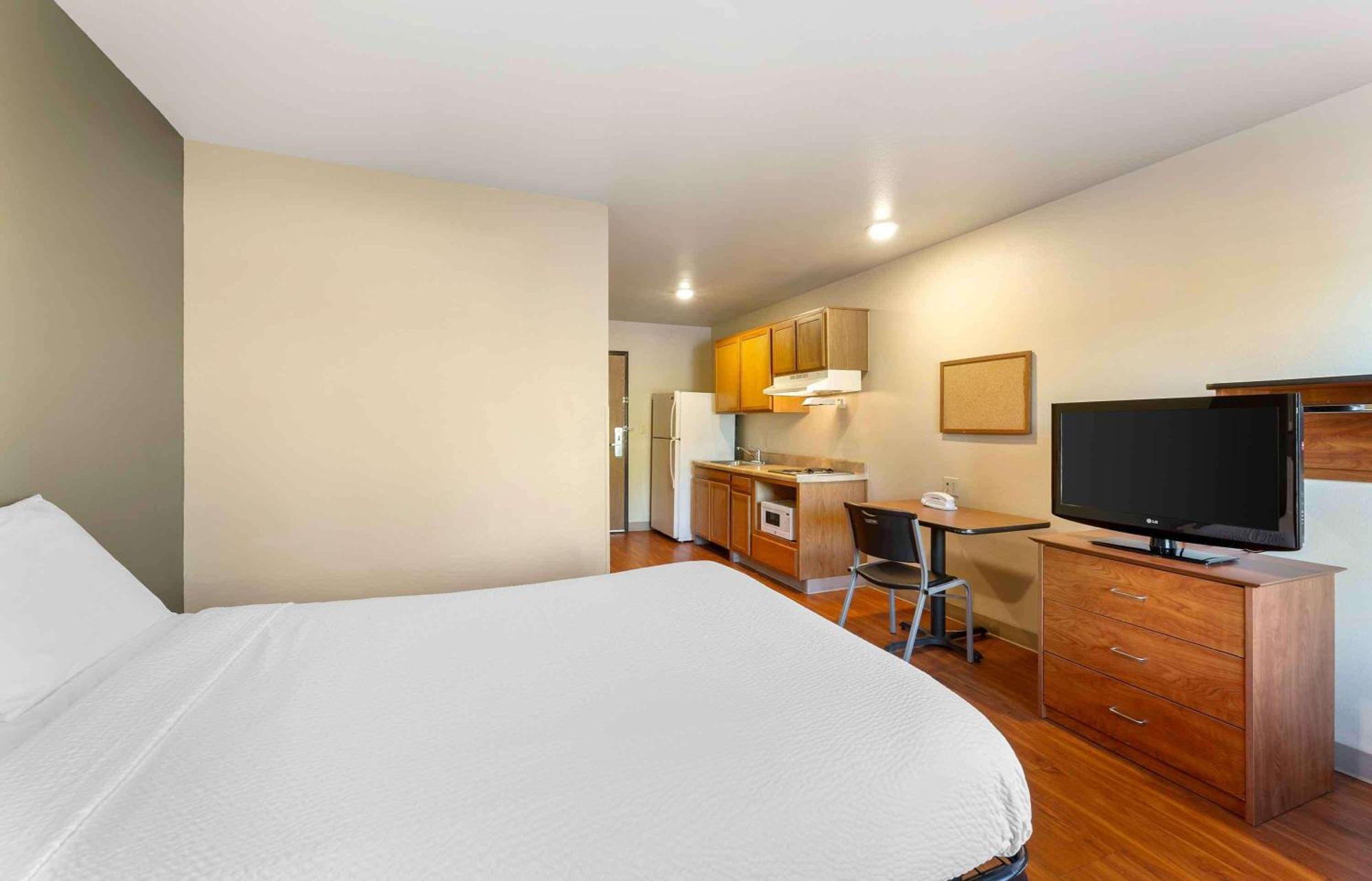Extended Stay America Select Suites - Akron - South Portage Lakes Exterior foto